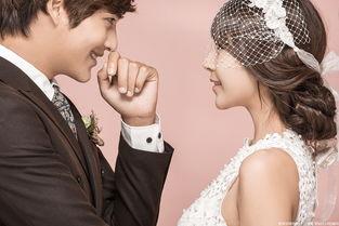 中年甜蜜进行时,携手共度美好时光